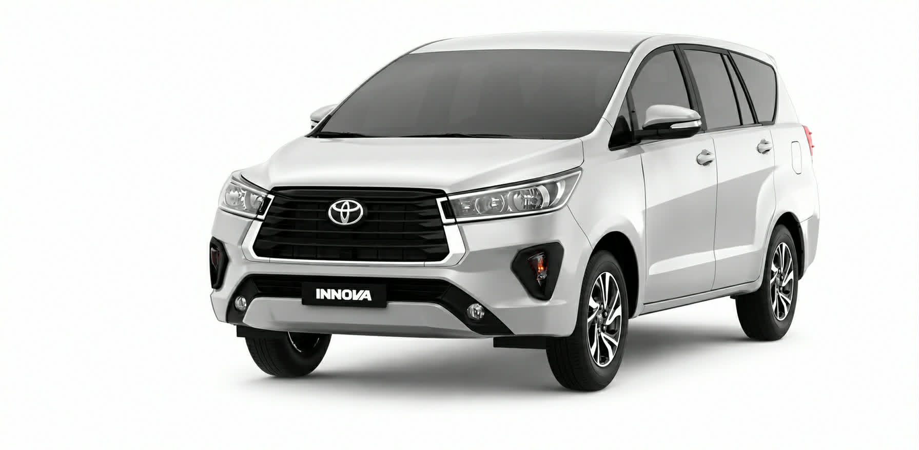 Toyota Innova XE 2025